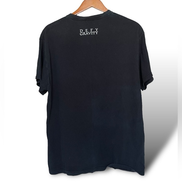 Wicked Musical Defy Gravity Broadway T-Shirt Black Unisex XL Short Sleeve - Picture 4 of 4